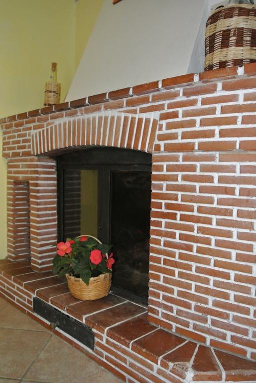 B&B Casa Antonia Trentinara Bagian luar foto