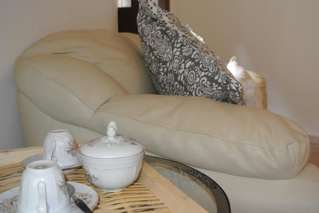 B&B Casa Antonia Trentinara Bagian luar foto